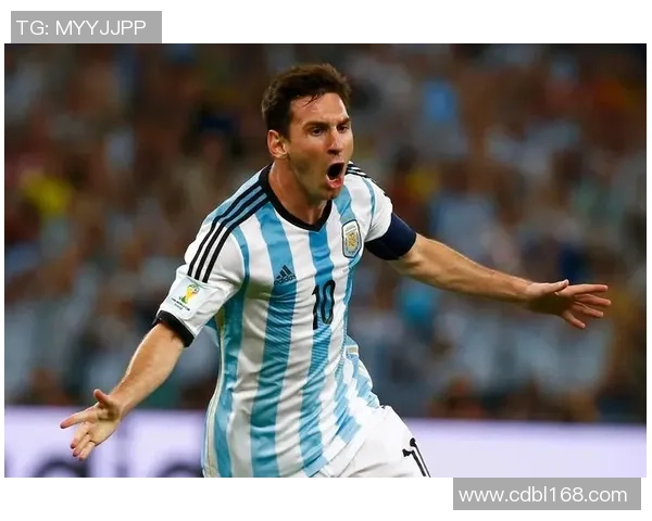 足球明星的魅力与成就全景介绍视频带你领略绿茵场上的传奇故事